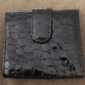 A BEAUTY!!!! ☺️⭐️Black patent leather wallet⭐️